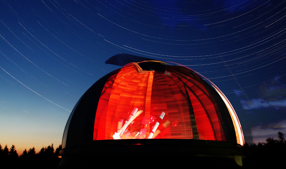 Observatory at night glowing at Eiweiler Star Village