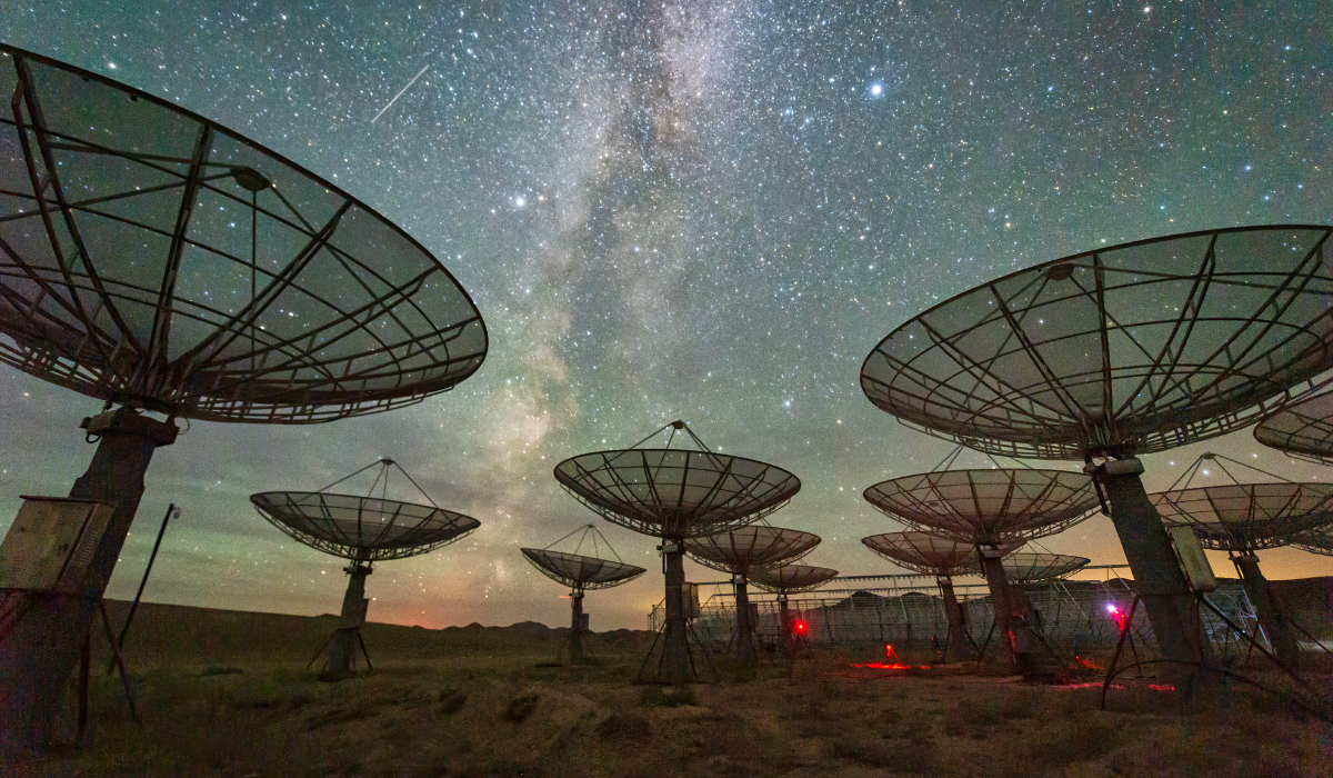 Satellite antenna array under the Milky Way